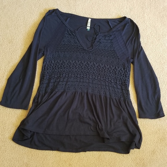 Junior Sweaters - Picture 2 of 4